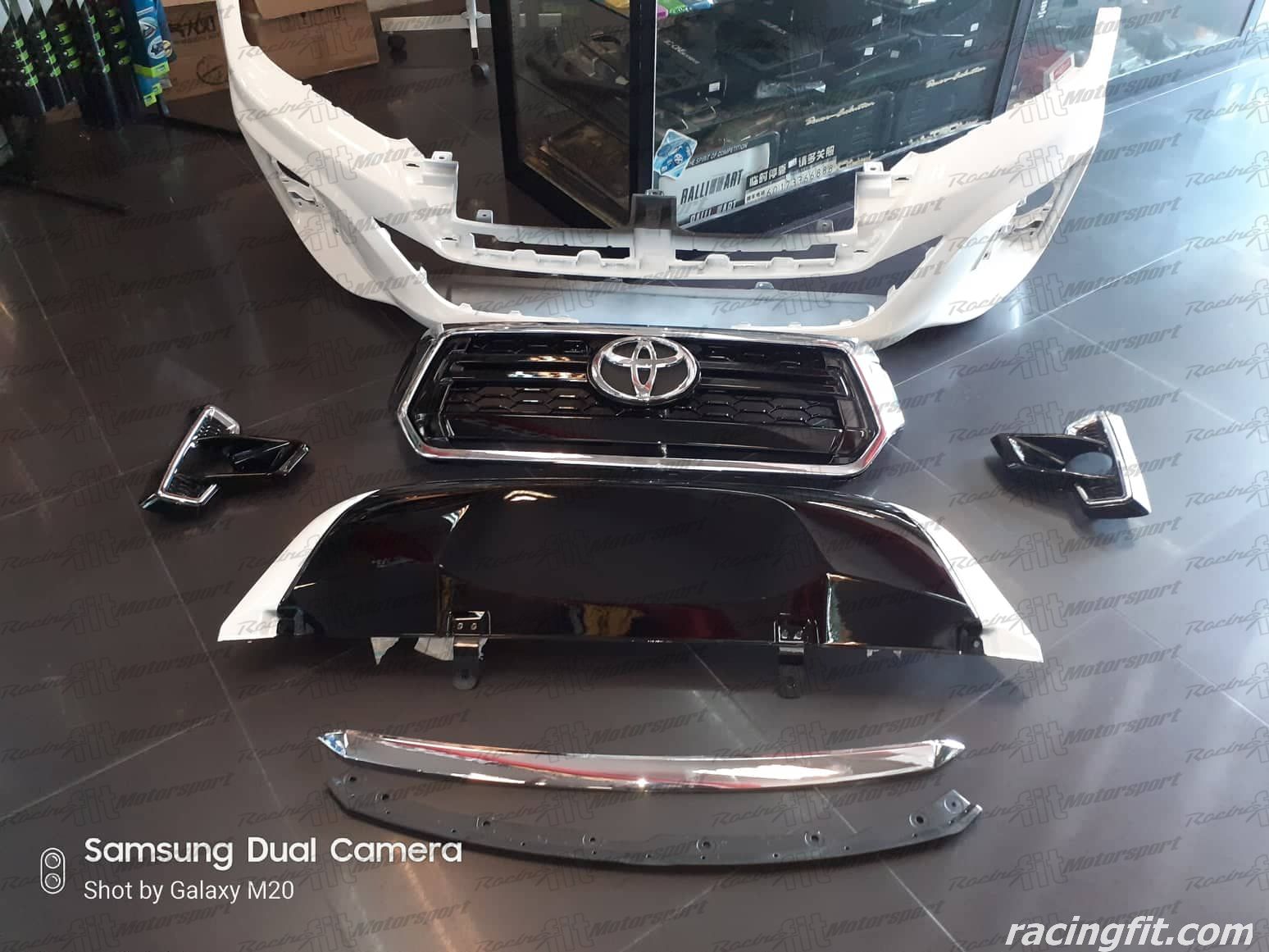 Hilux  Revo to Rocco Bumper bodykit